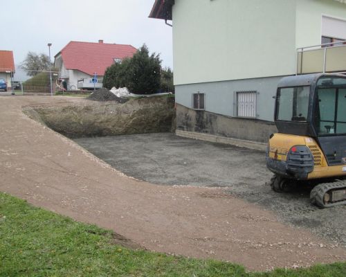 Erdarbeiten_04.JPG
