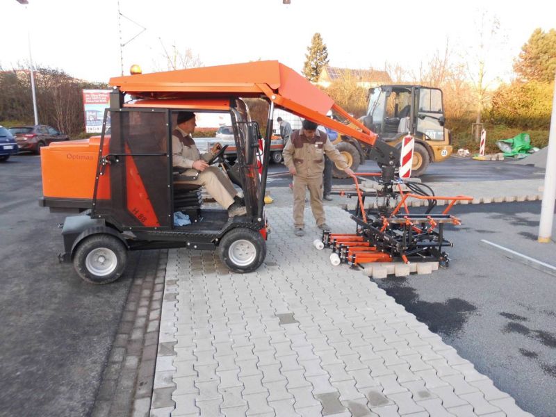 Pflasterarbeiten-Obersuhl01.JPG