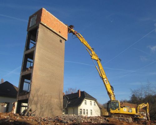 Abriss-Klinikum-Witzenhausen01.JPG